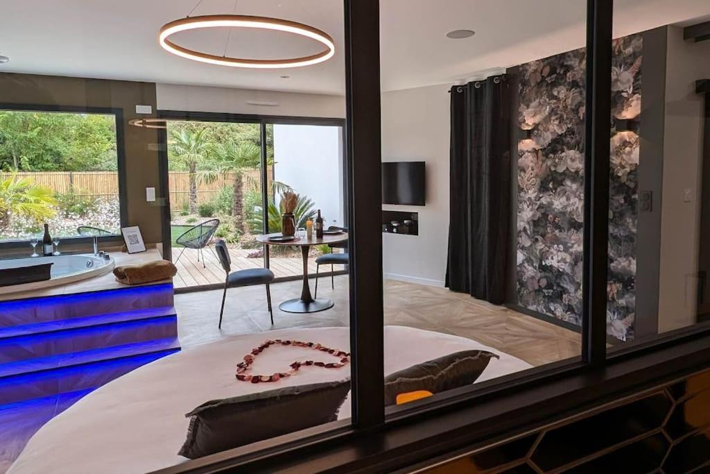 Les Suites Du Payre - Suite Passion Talmont-Saint-Hilaire Eksteriør bilde